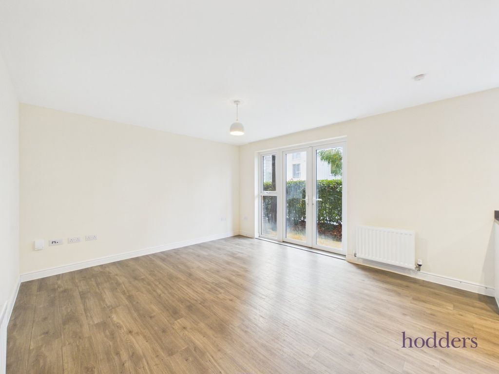 Property photo 2 of 15 Picture No. 04