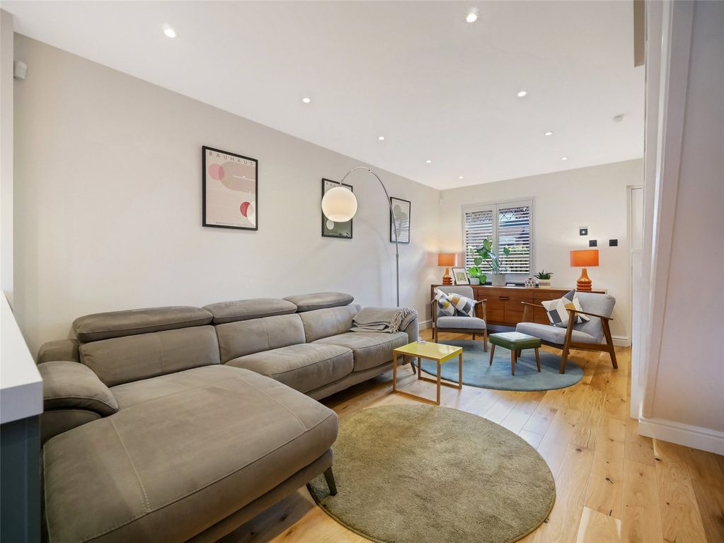 Property photo 2 of 21 Picture No. 07