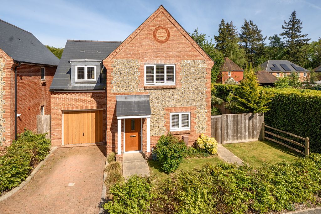 Property photo 1 of 12