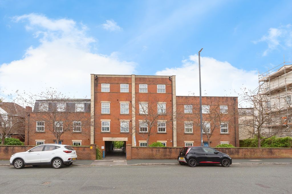 Property photo 1 of 16 Photography