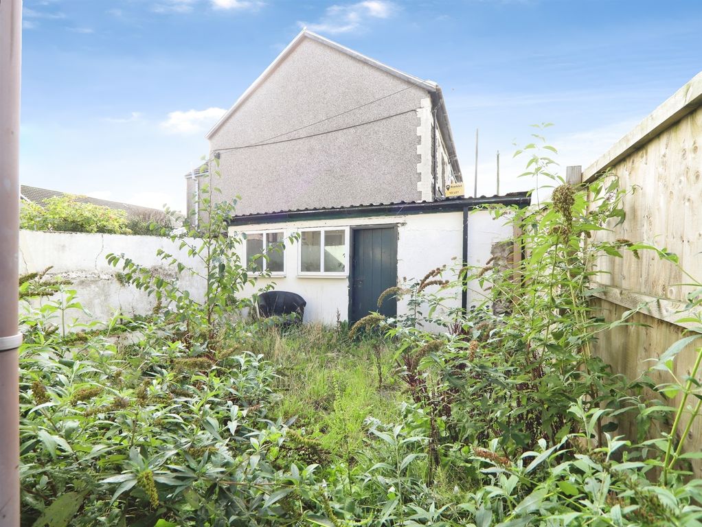 Property photo 3 of 24