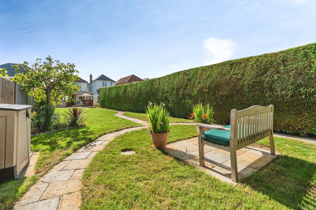 Property photo 3 of 18 Pbox-Img.Jpg