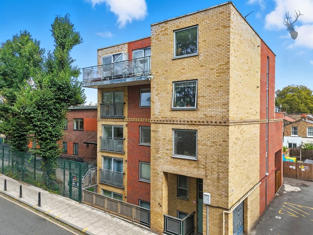 Property photo 1 of 15