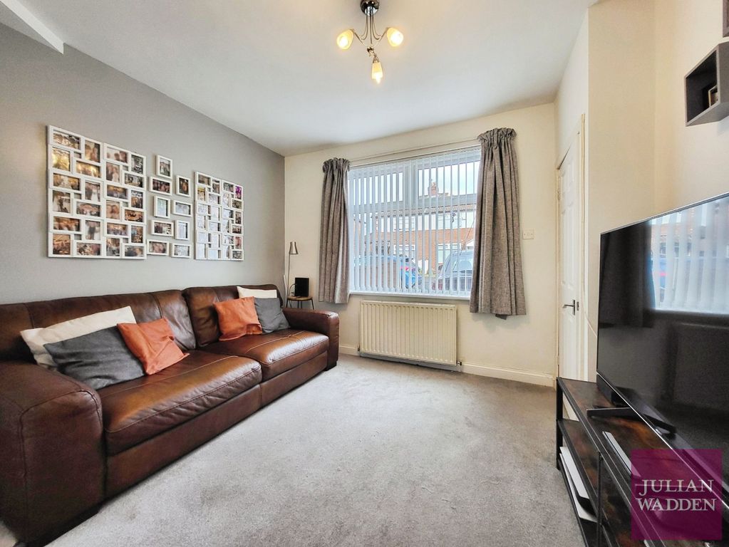 Property photo 2 of 16 Picture 2