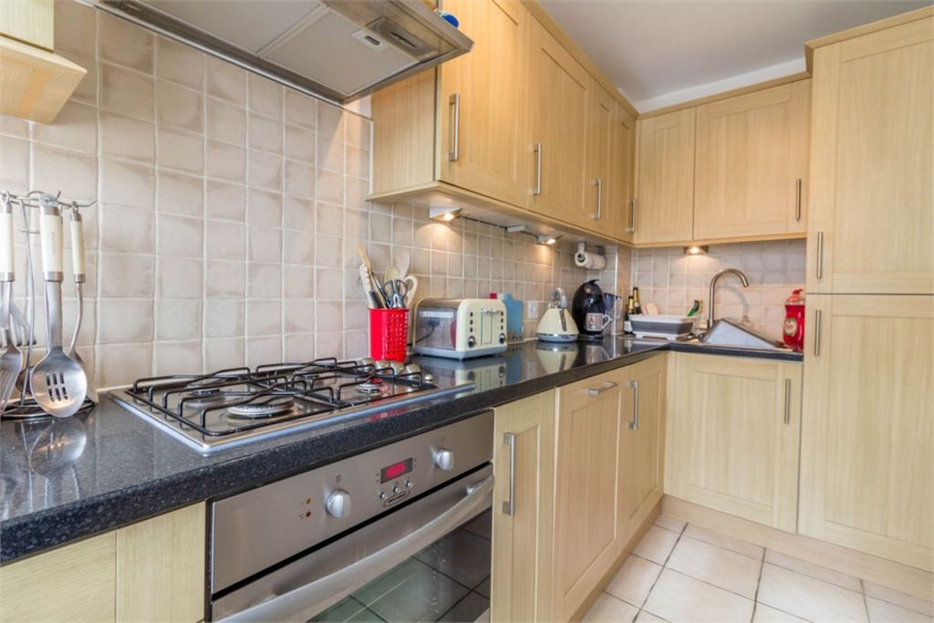 Property photo 3 of 9