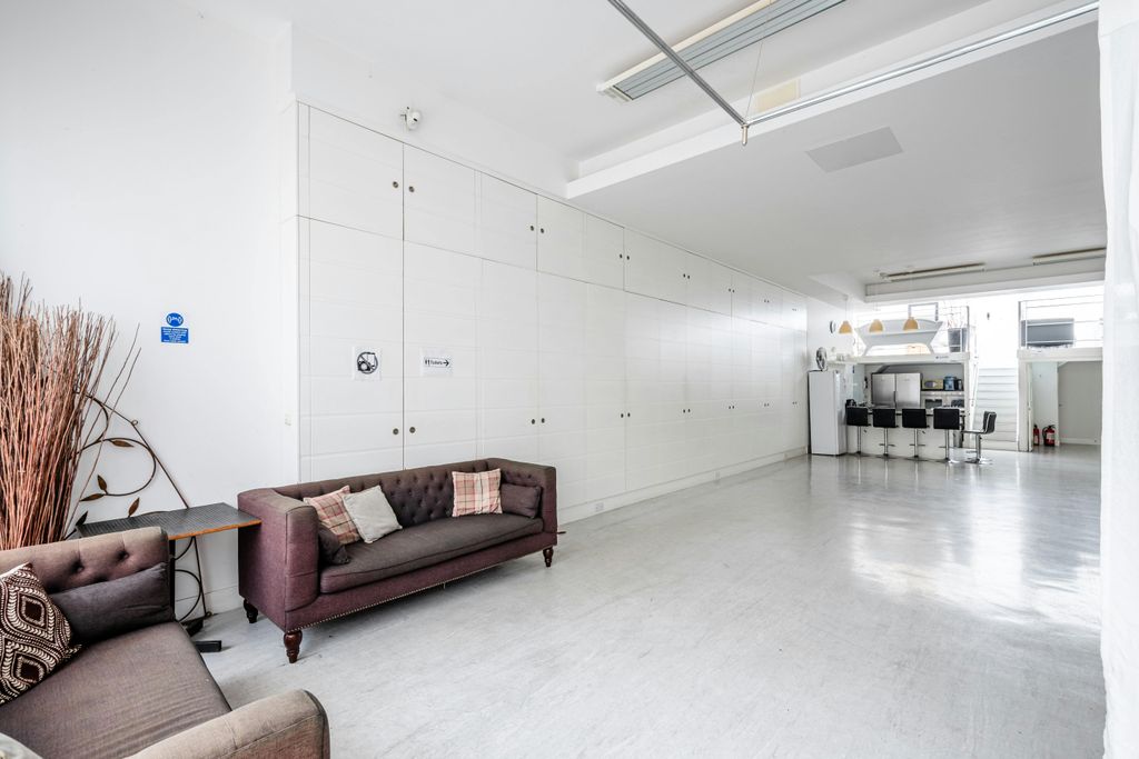 Property photo 2 of 23 Weedington Rd 129A  Low Res 8.Jpg