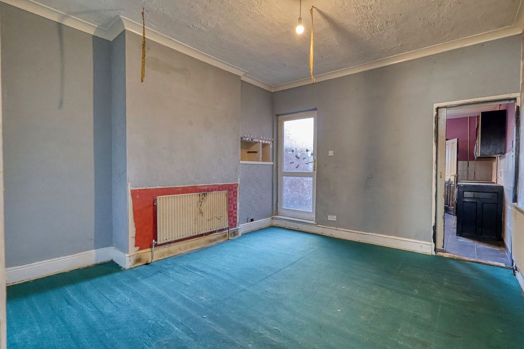 Property photo 3 of 9 Diner