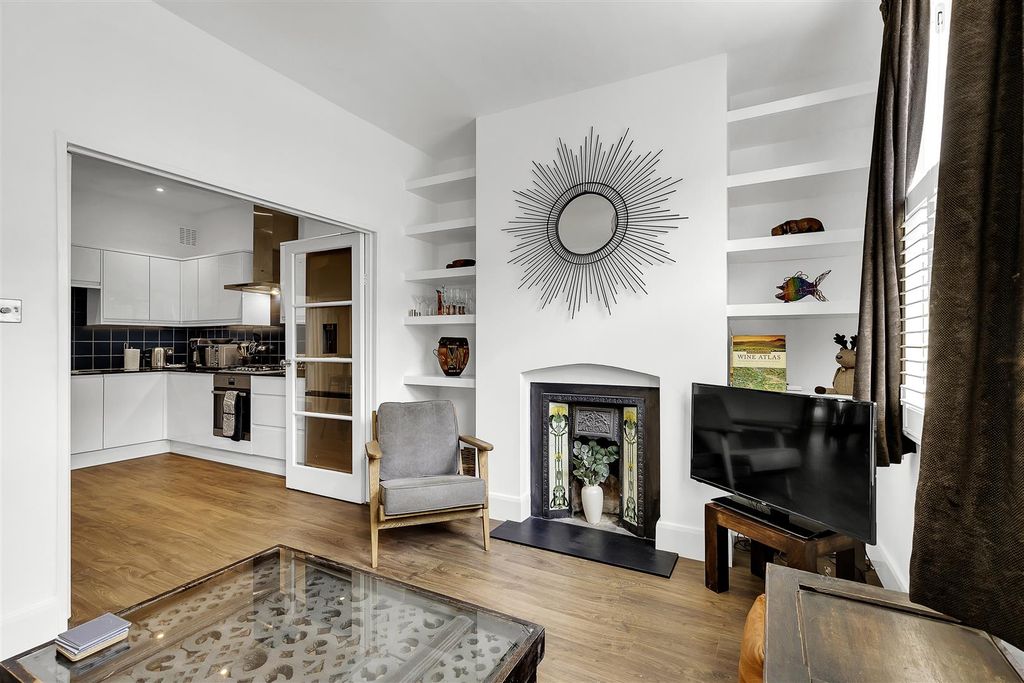 Property photo 3 of 16 19544403 (5).Jpg