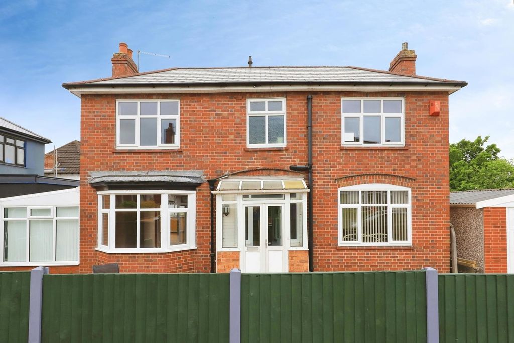 Property photo 1 of 15 Pbox-Img.Jpg
