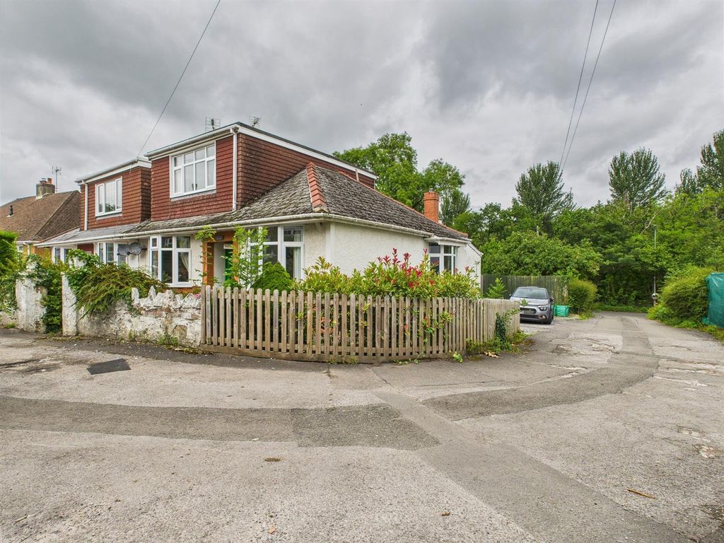Property photo 1 of 26 Cam02295G0-Pr0251-Still029.Jpg