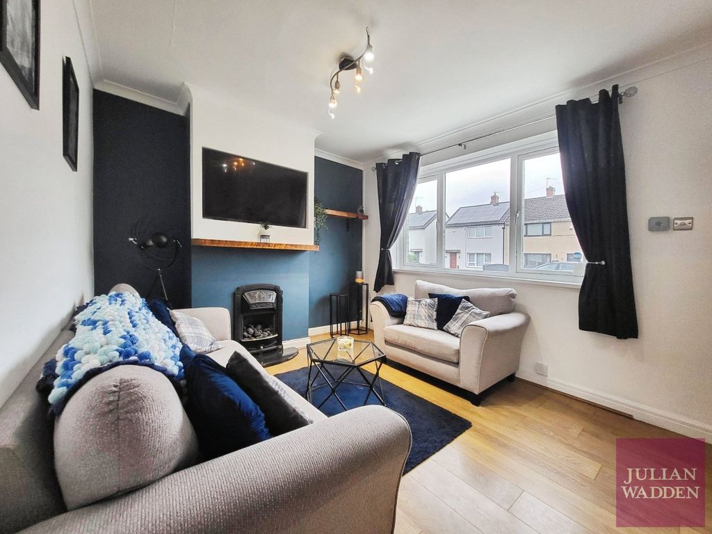 Property photo 3 of 16 Picture 3