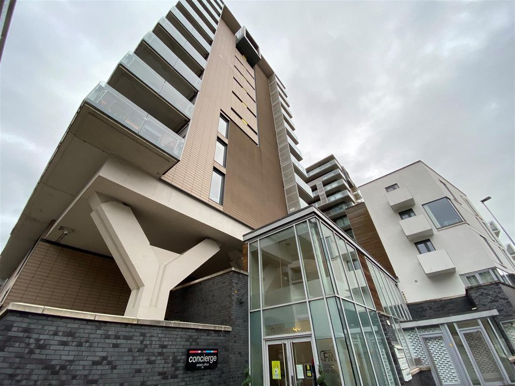 Property photo 3 of 11