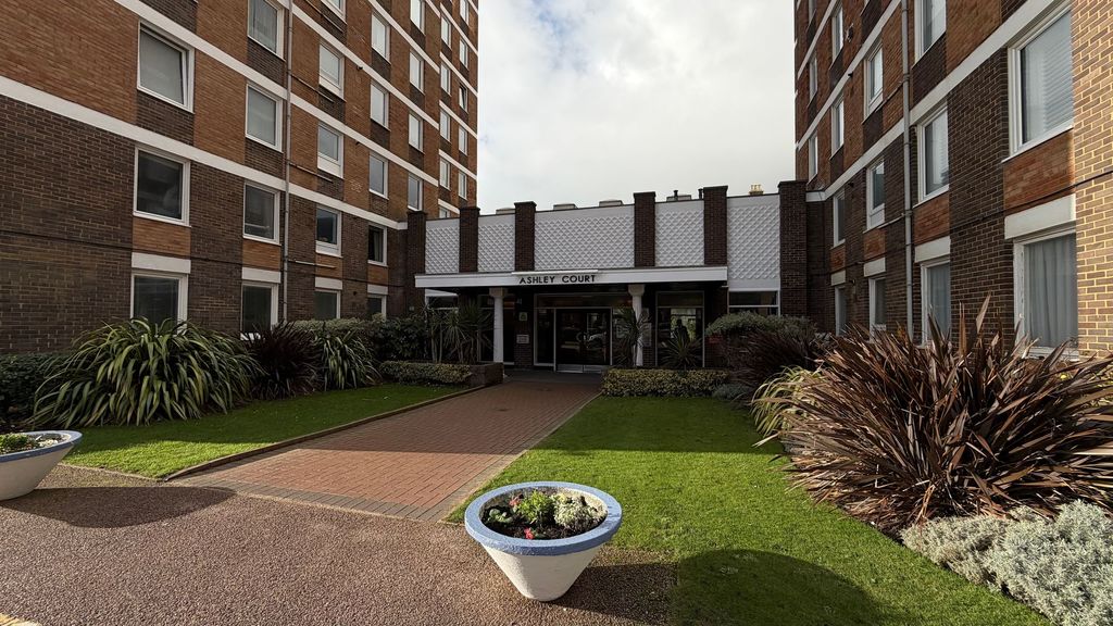 Property photo 1 of 7