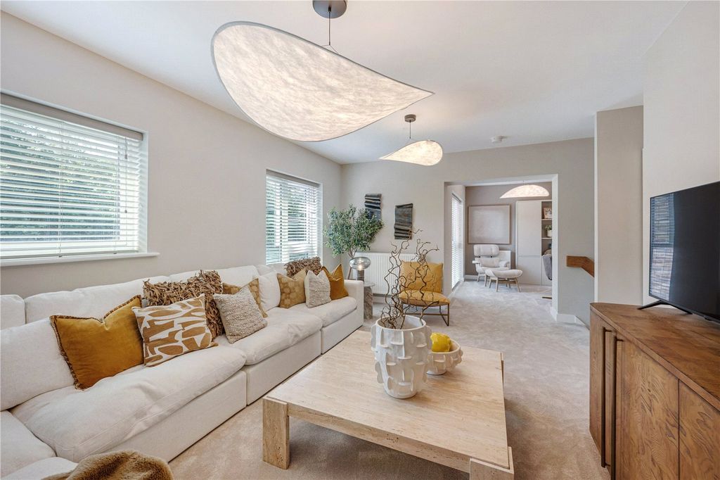 Property photo 2 of 18 Picture No. 05