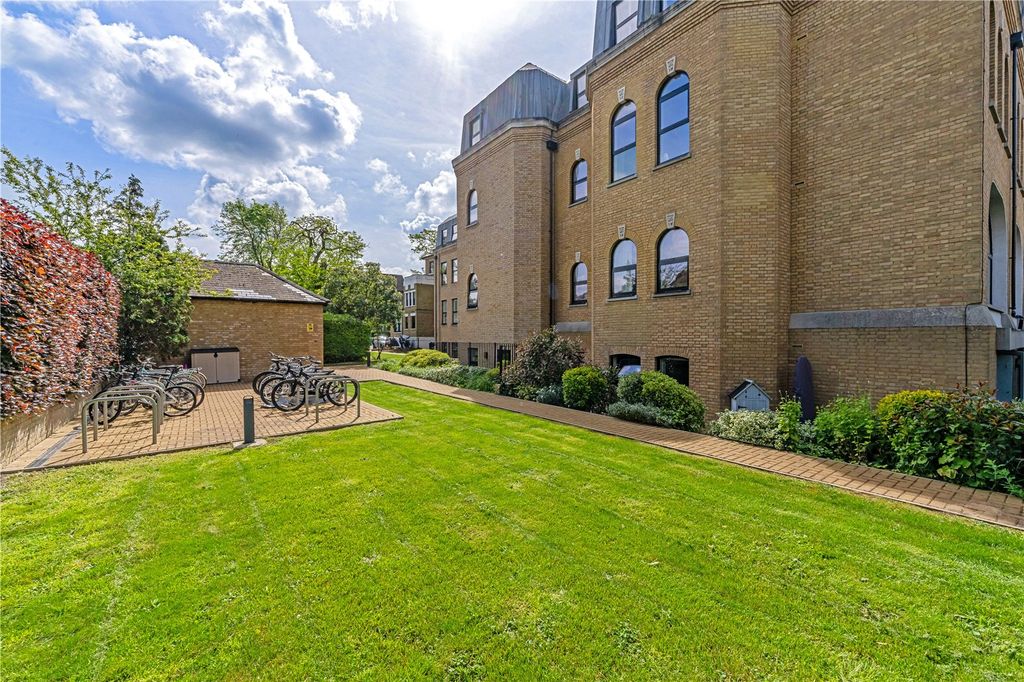 Property photo 2 of 14 Picture No. 38