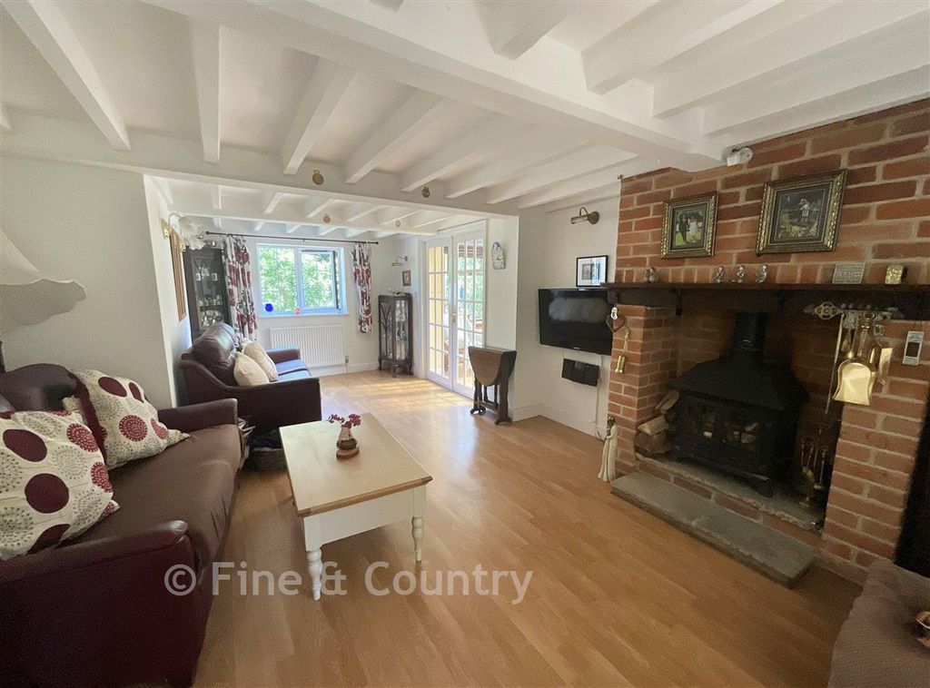 Property photo 3 of 19 Sitting Room**