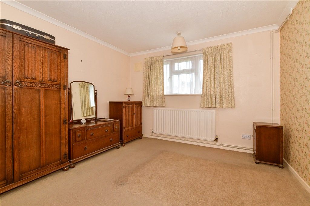 Property photo 1 of 9 Bedroom 1