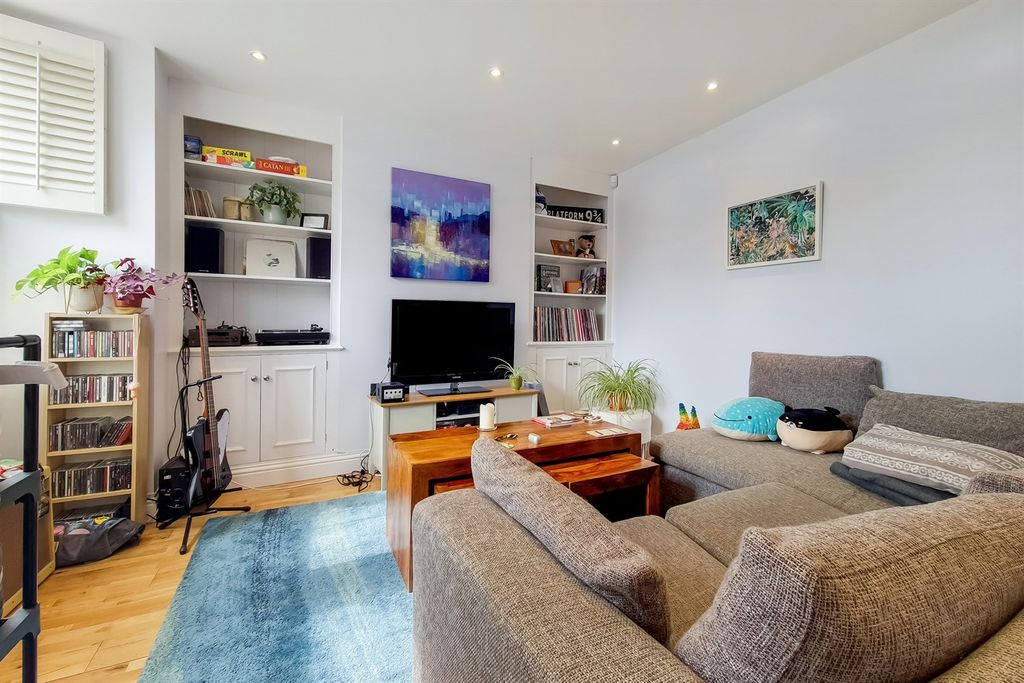 Property photo 2 of 13 Living Room