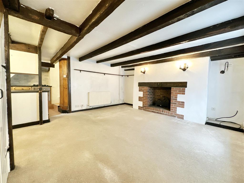 Property photo 3 of 16 Living Room.Jpg