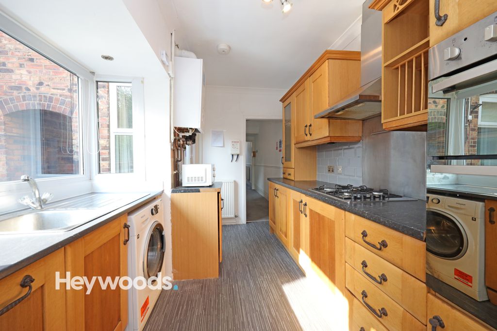 Property photo 2 of 57 Kitchen