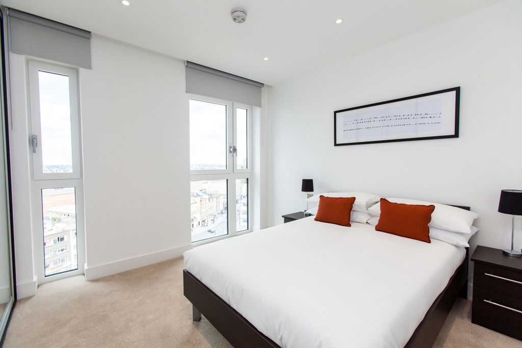 Property photo 3 of 9 Bedroom