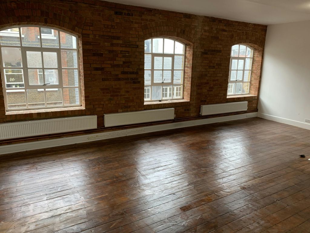 Property photo 3 of 8 Img_0586.Jpg