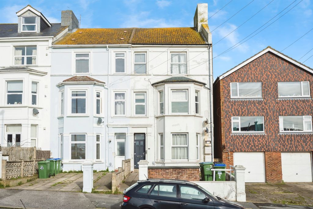 Property photo 3 of 15