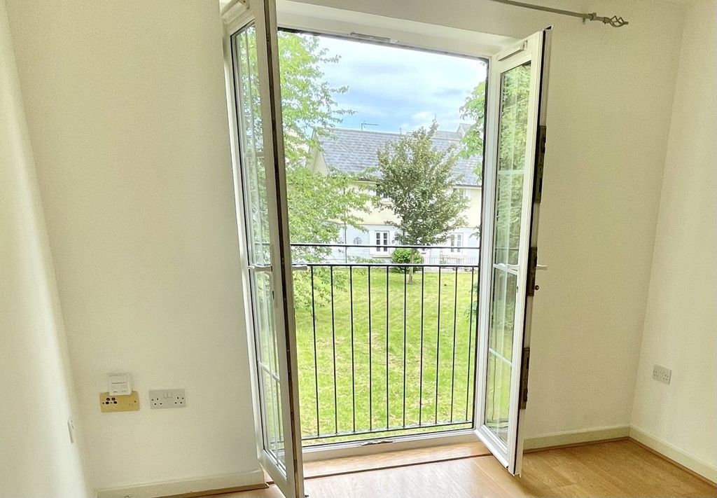 Property photo 3 of 11 Picture No. 26