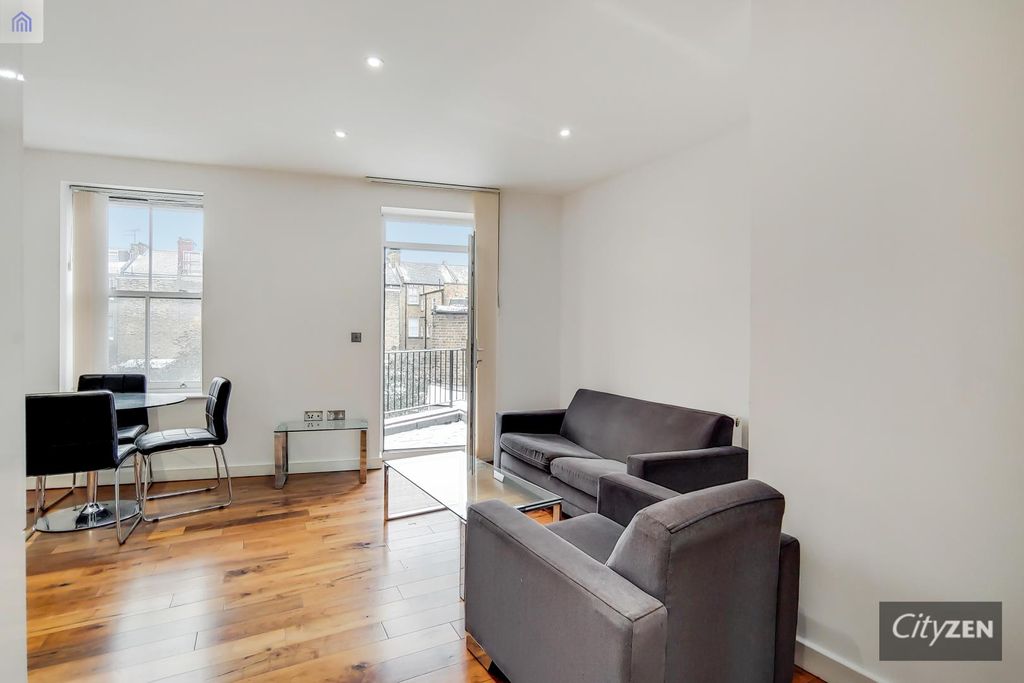 Property photo 2 of 10 Reception Room