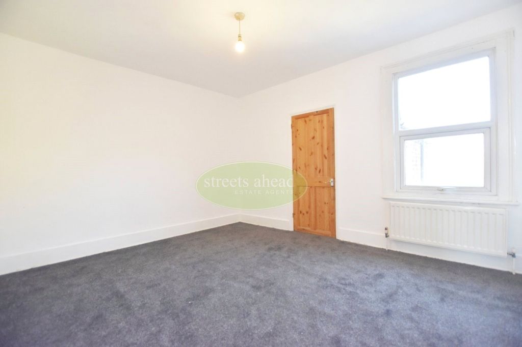 Property photo 3 of 10 Picture No. 23