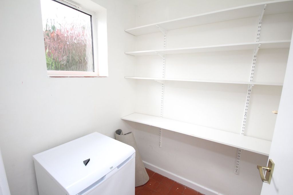 Additional image 11 of 2 bed flat for saleIcknield Green, Letchworth Garden City SG6