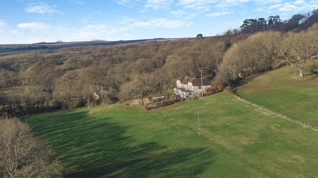 Property photo 1 of 20