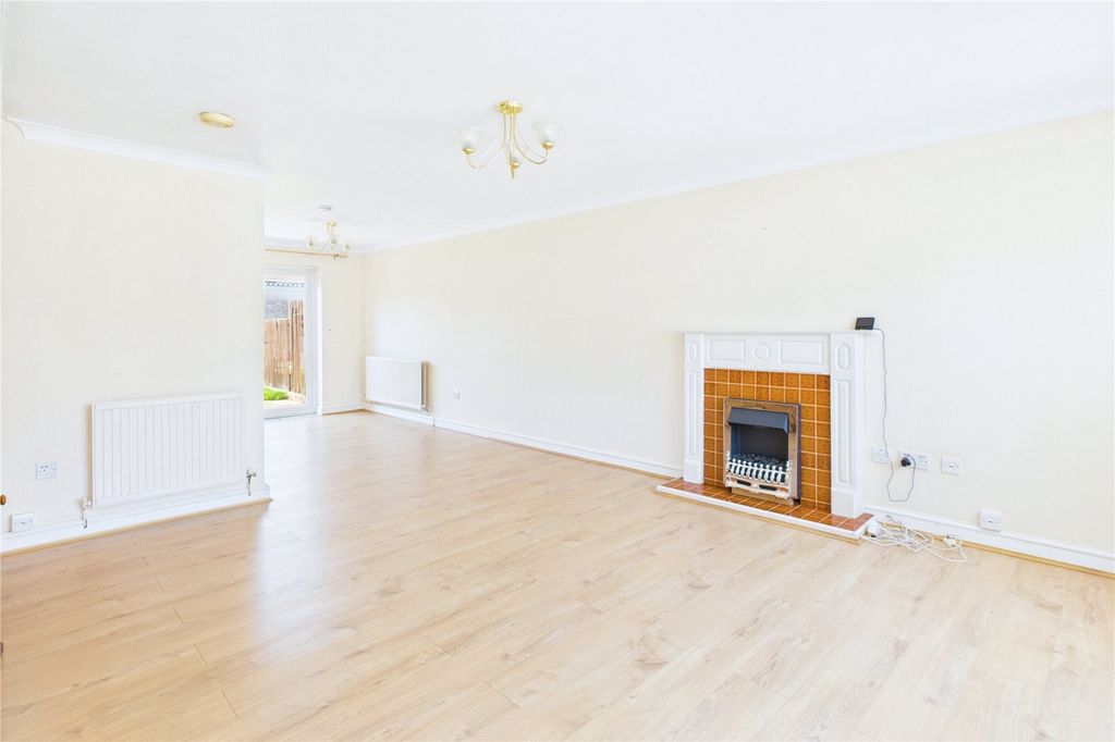 Property photo 2 of 16 Picture No. 01