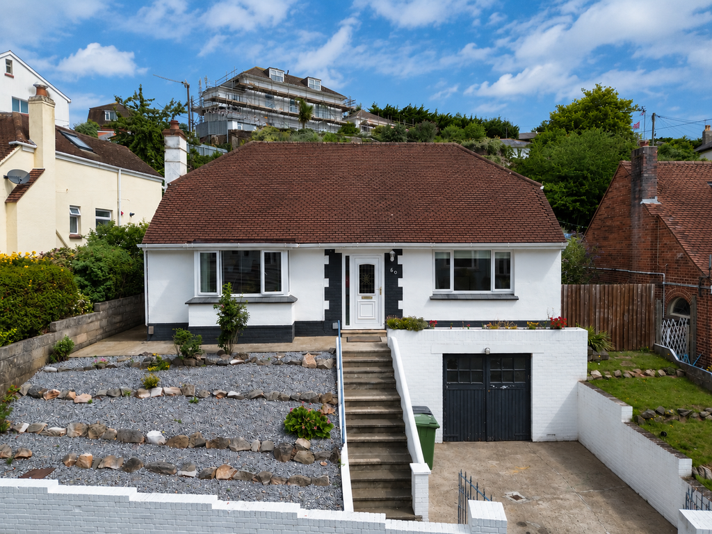 Property photo 1 of 28