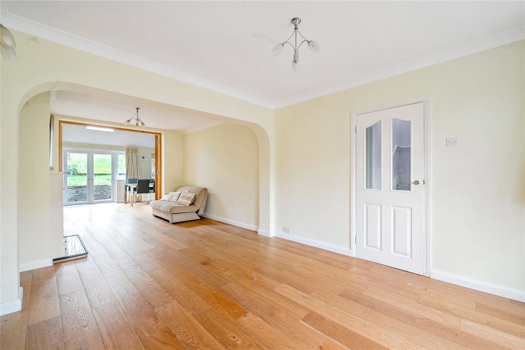 Property photo 2 of 21 Picture No. 08