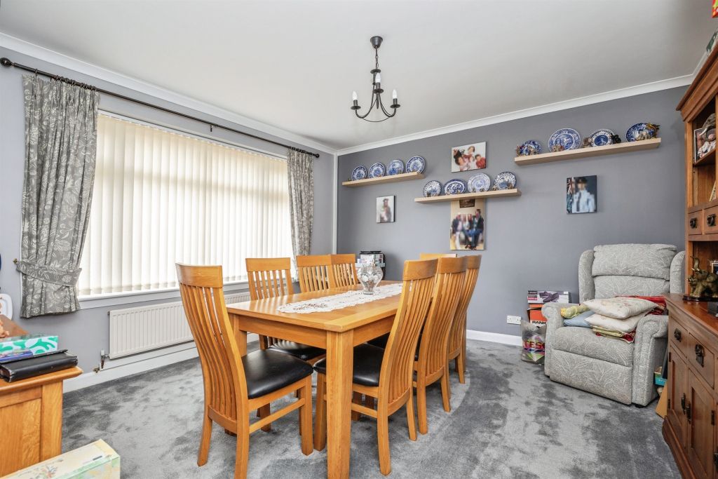 Property photo 3 of 38