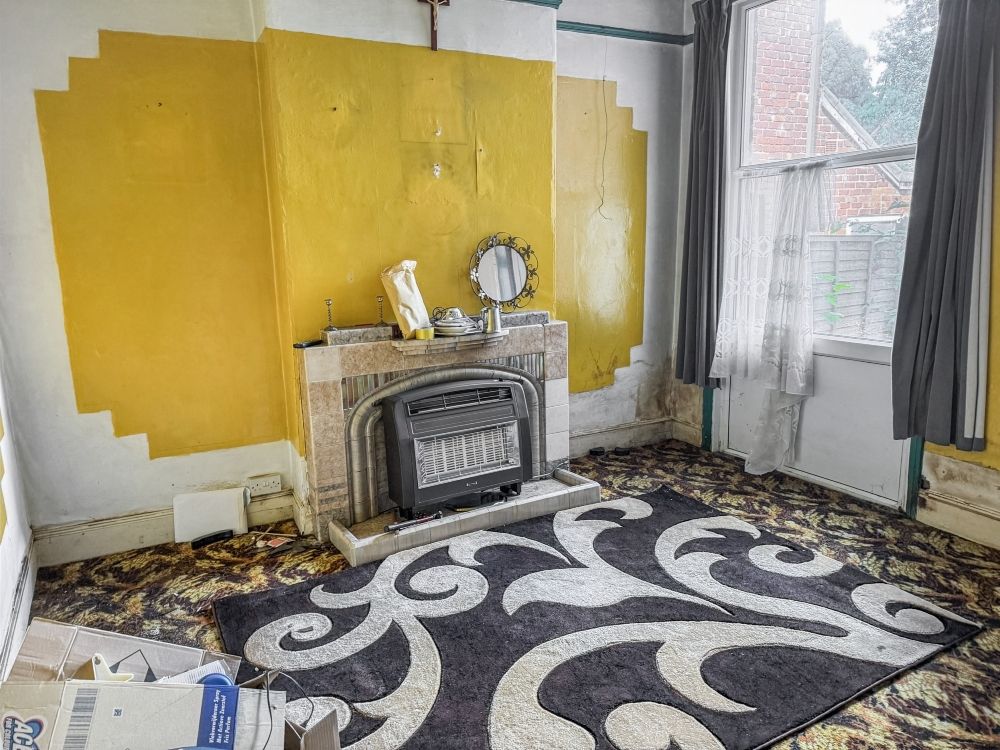 Property photo 2 of 19