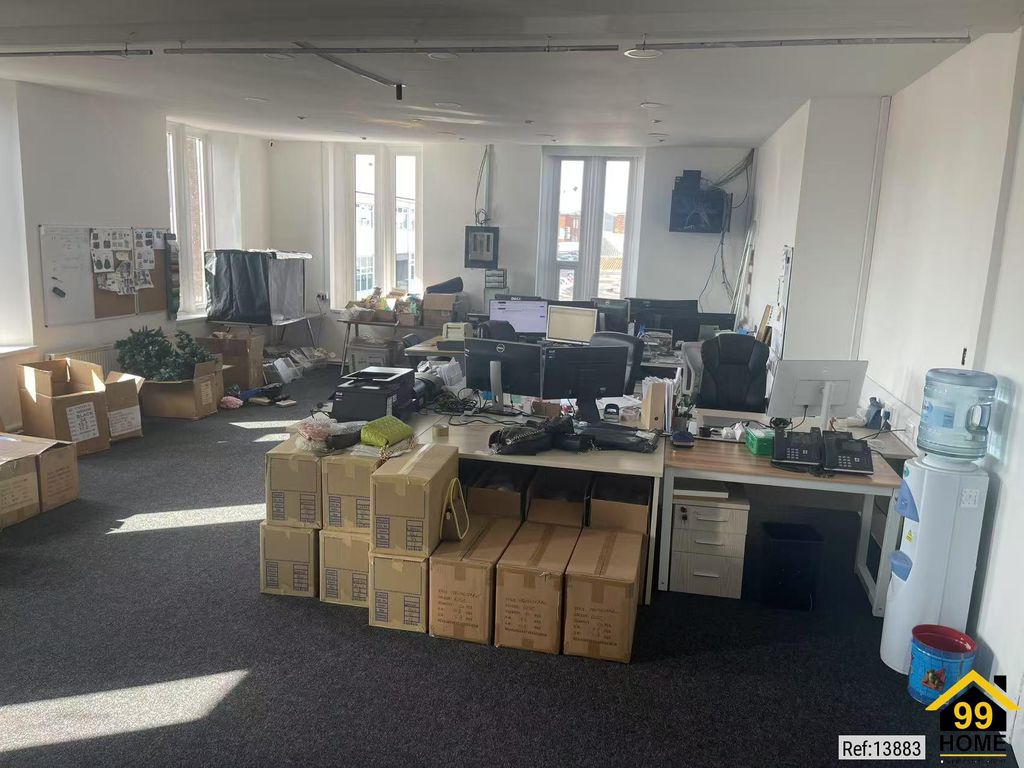 Property photo 2 of 7 Photo 1