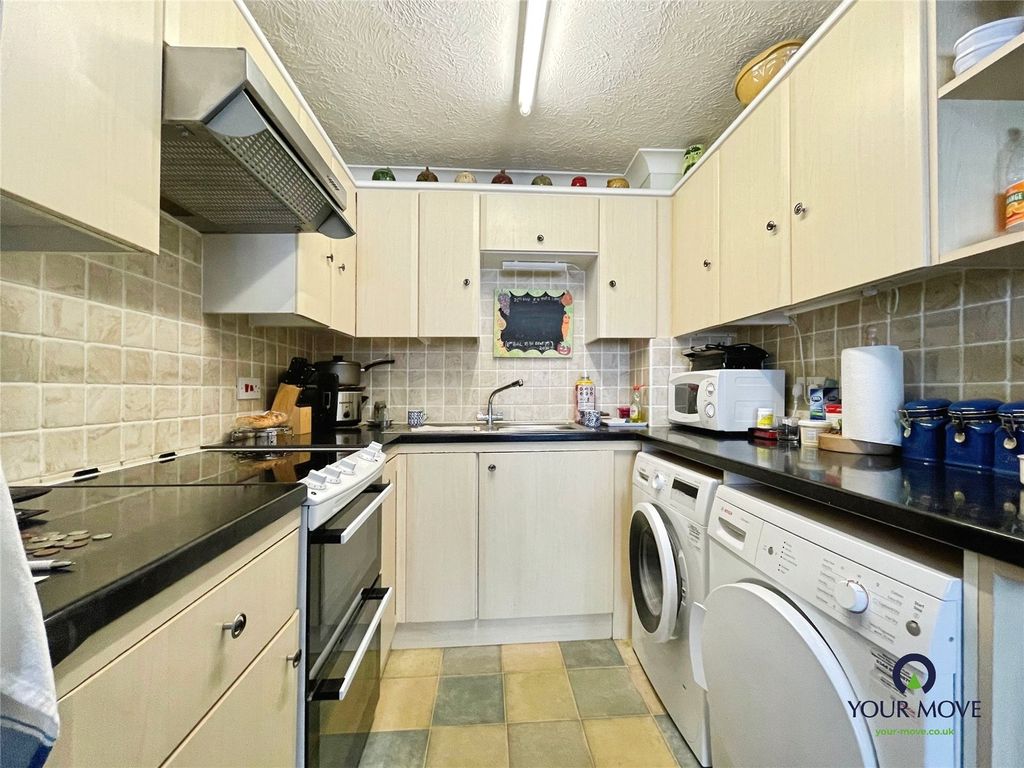 Property photo 3 of 7 Picture No. 04