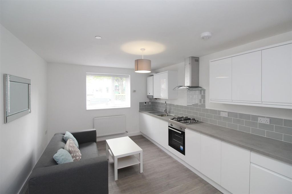 Property photo 1 of 6 1Sxlwyfjzei6N8Gfpwygqg.Jpg