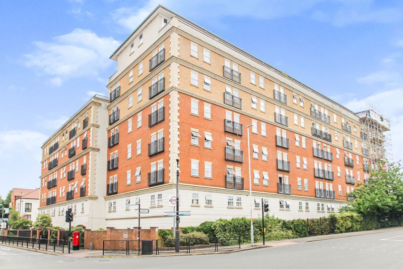 Property photo 1 of 12 Photo 8