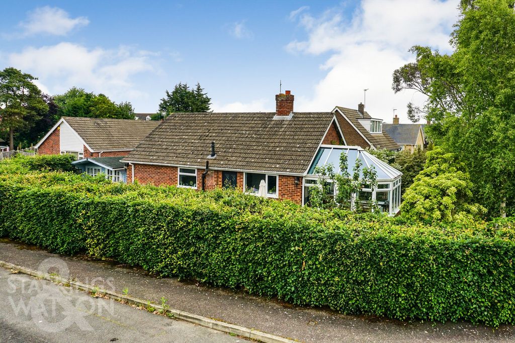 Property photo 1 of 26
