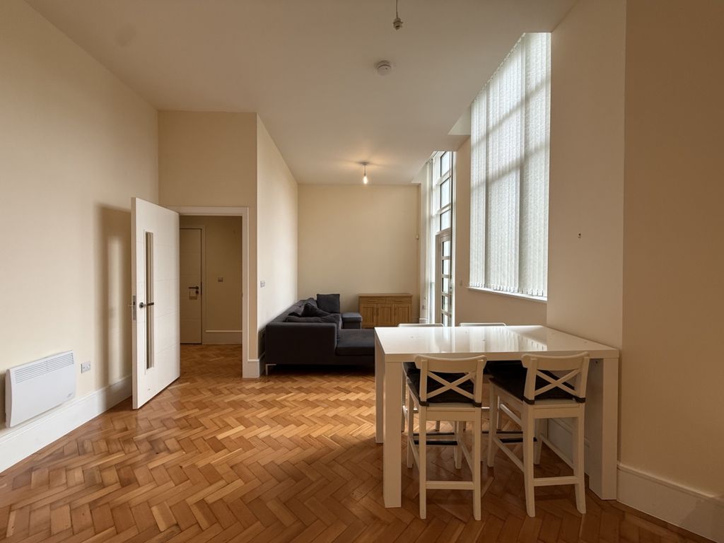 Property photo 1 of 12 Lrg_Kitchen Living
