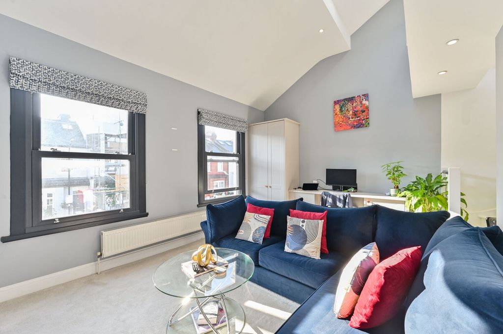 Property photo 1 of 16