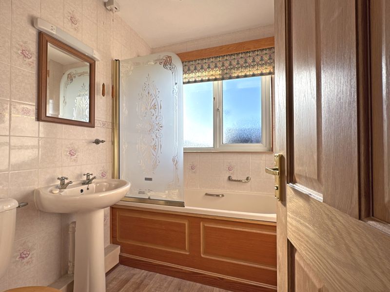 Additional image 9 of 2 bed flat for saleSid Vale Close, Sidford, Sidmouth EX10