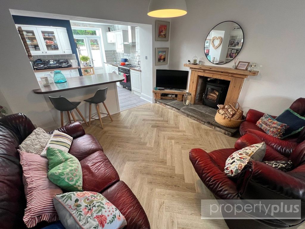 Property photo 1 of 17 Picture No. 08
