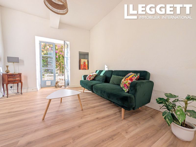 Property photo 2 of 10