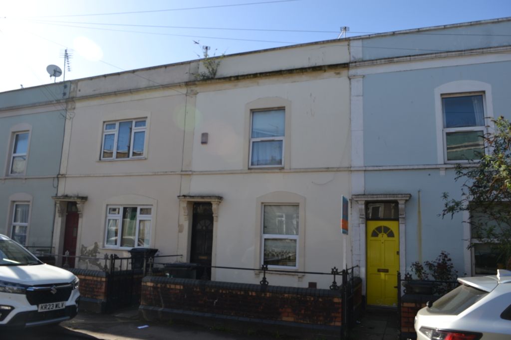 Property photo 1 of 16