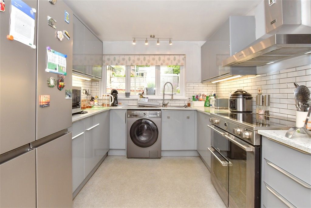 Property photo 2 of 13 Kitchen
