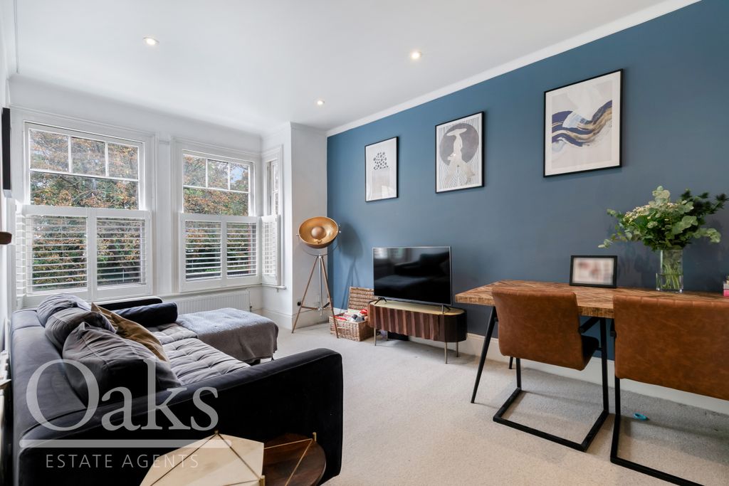 Property photo 1 of 8 Floorplan
